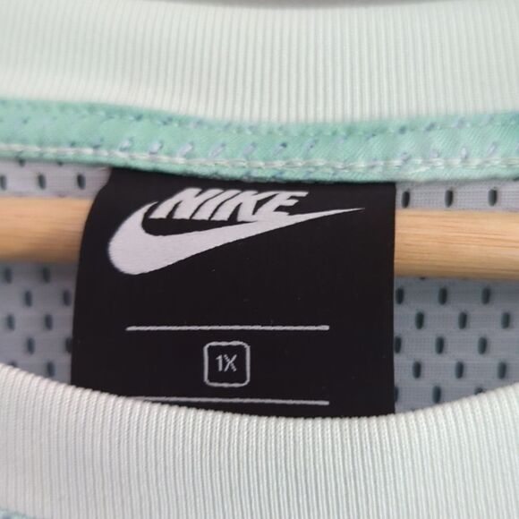 ✔️Nike basketball jersey - Picture 2 of 2